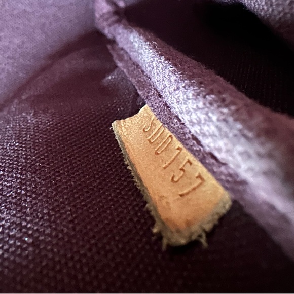 Authentic - Louis Vuitton Favorite MM Monogram Handbag - Picture 16 of 16